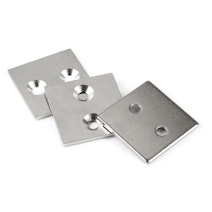 metal plates with two countersunk holes 40 x 40 x 3 mm