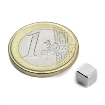 Cube magnet 5 mm, holds approx. 1,2 kg