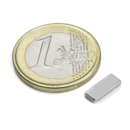 Q-10-04-1.5-N Parallélépipède magnétique 10 x 4 x 1,5 mm, tient env. 900 g, néodyme, N50, nickelé