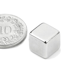 Cube magnet 10 mm, holds approx. 3.8 kg