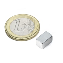 Quadermagnet 10 x 6 x 6 mm, hält ca. 2,1 kg